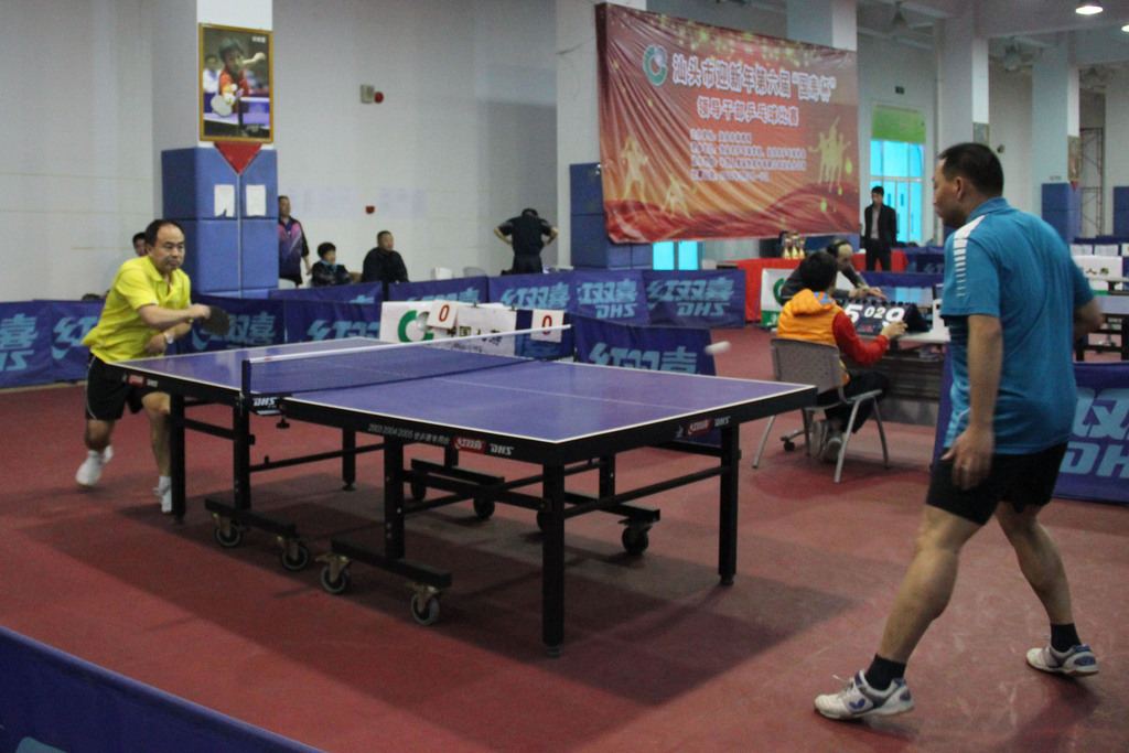 新闻分析：中足联的新意与挑战.